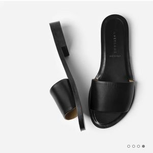 Everlane black slide sandals size 7
